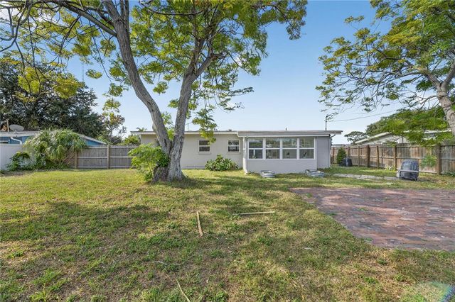 8597 QUAIL ROAD, Seminole, FL 33777