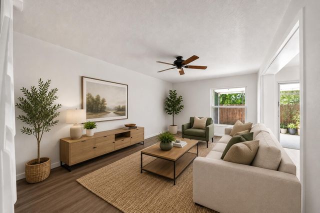 292 SUNSHINE Drive 292, Coconut Creek, FL 33066
