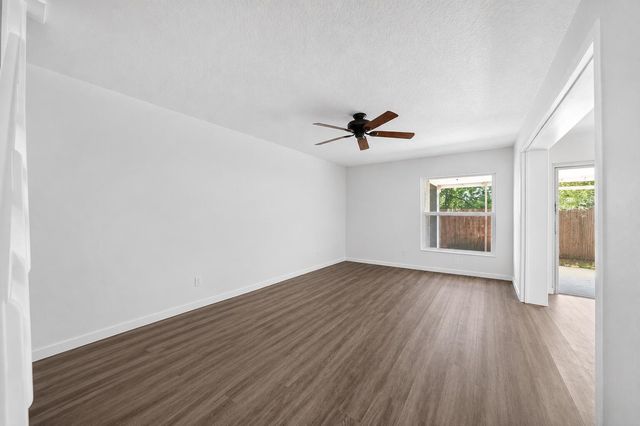 292 SUNSHINE Drive 292, Coconut Creek, FL 33066