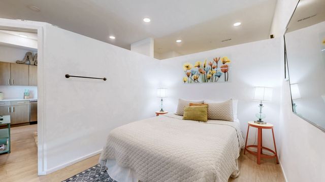 920 King Hollands Ave Apt 315, Nashville, TN 37203