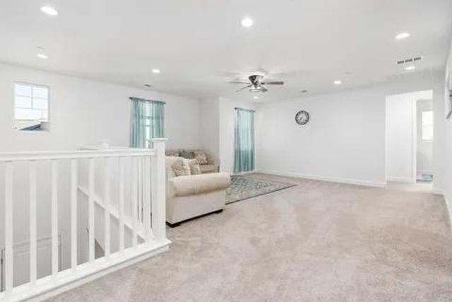 2027 N Bliss Avenue, Fresno, CA 93727