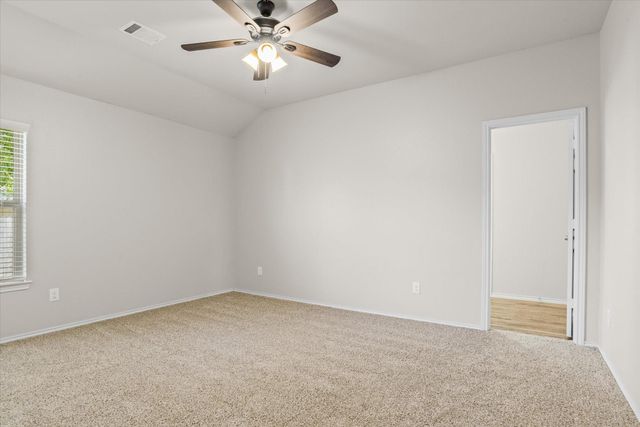 627 E Fairway Lake Drive, Alvin, TX 77511