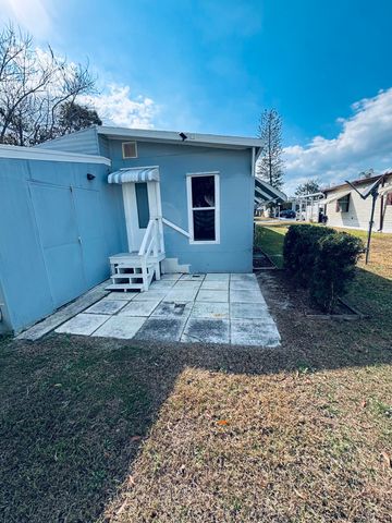 19 La Costa Lane, Port St. Lucie, Port St Lucie, FL 34952