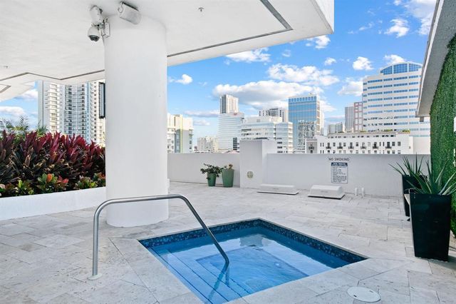 315 NE 3rd Avenue 2108, Fort Lauderdale, FL 33301
