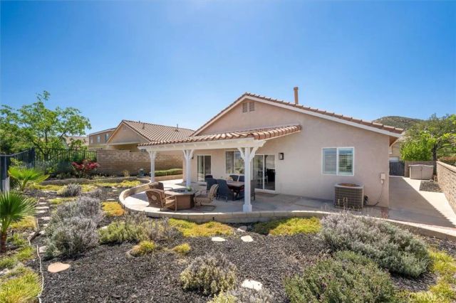 27920 Knight Street, Castaic, CA 91384