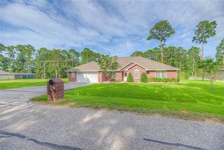 185 Idlewilde Drive, Onalaska, TX 77360