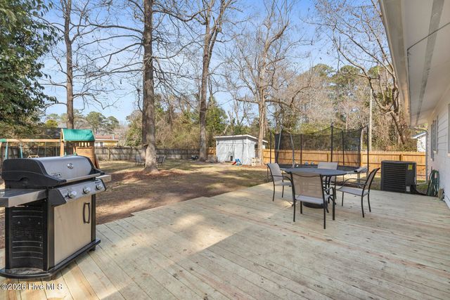 202 Pineview Street, Havelock, NC 28532