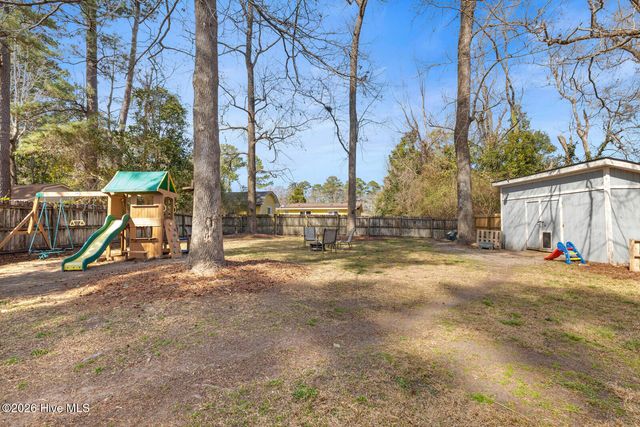 202 Pineview Street, Havelock, NC 28532