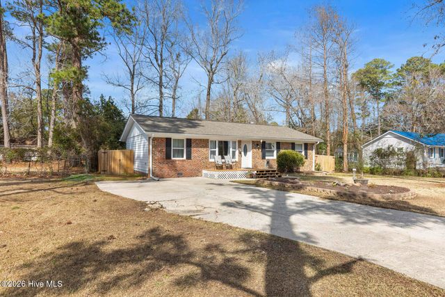 202 Pineview Street, Havelock, NC 28532
