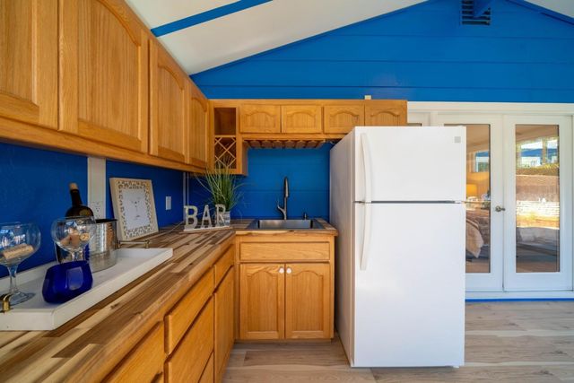 1009 Sir Francis Avenue, Capitola, CA 95010