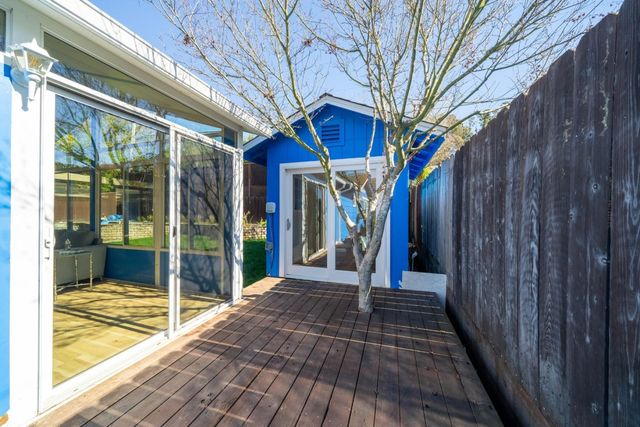 1009 Sir Francis Avenue, Capitola, CA 95010