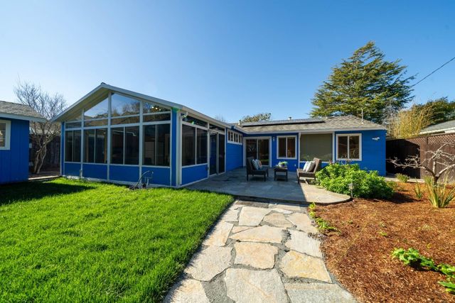 1009 Sir Francis Avenue, Capitola, CA 95010