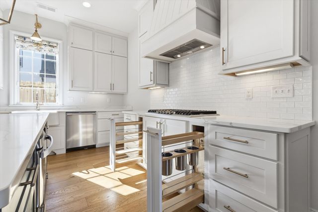 1111 HAYNE RD, Memphis, TN 38119