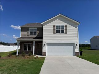 311 Altavista Drive, Clemmons, NC 27012