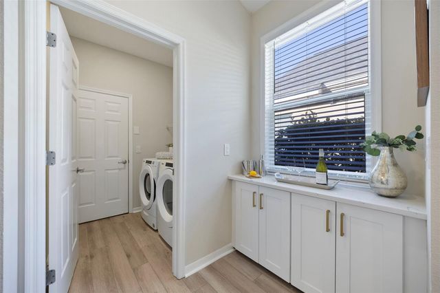 9617 GREENPOINTE DRIVE, Tampa, FL 33626