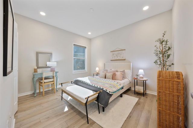 9617 GREENPOINTE DRIVE, Tampa, FL 33626