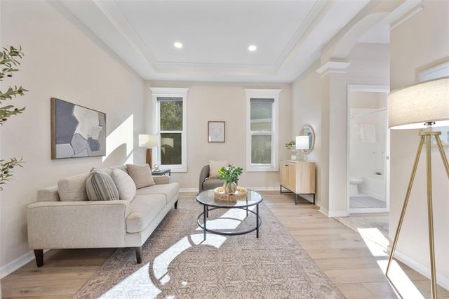 9617 GREENPOINTE DRIVE, Tampa, FL 33626