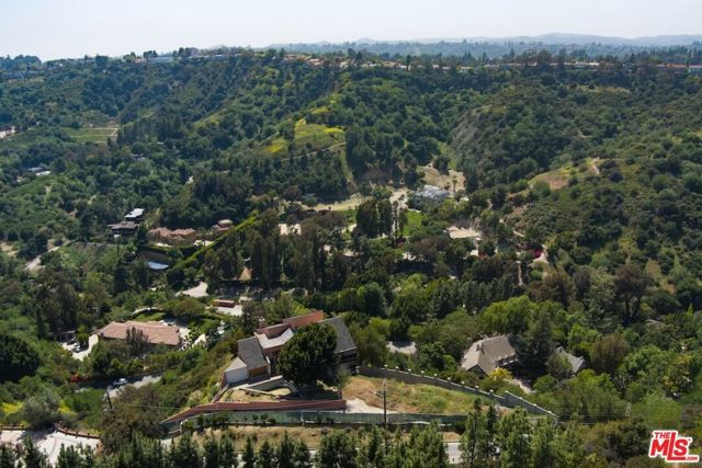 3025 Benedict Canyon Drive, Los Angeles, CA 90210