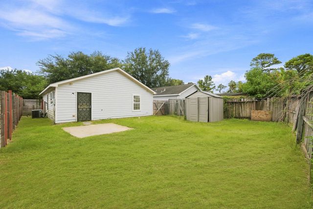 11723 Greenmesa Drive, Houston, TX 77044
