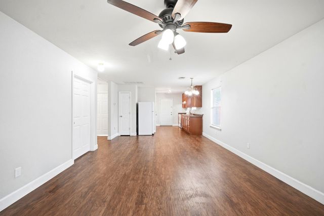 11723 Greenmesa Drive, Houston, TX 77044