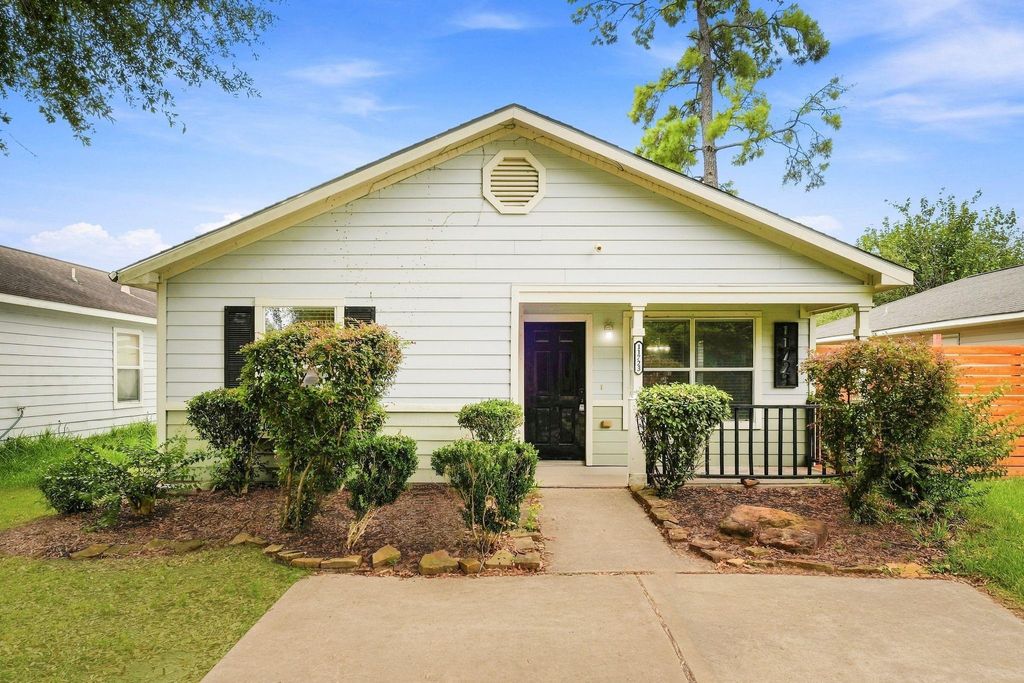 11723 Greenmesa Drive, Houston, TX 77044