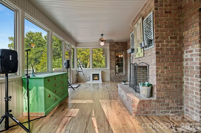 1715 Regan Road, Lexington, NC 27292