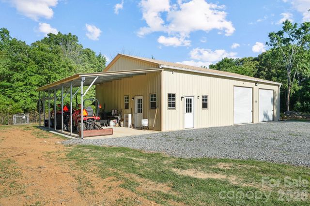 1715 Regan Road, Lexington, NC 27292
