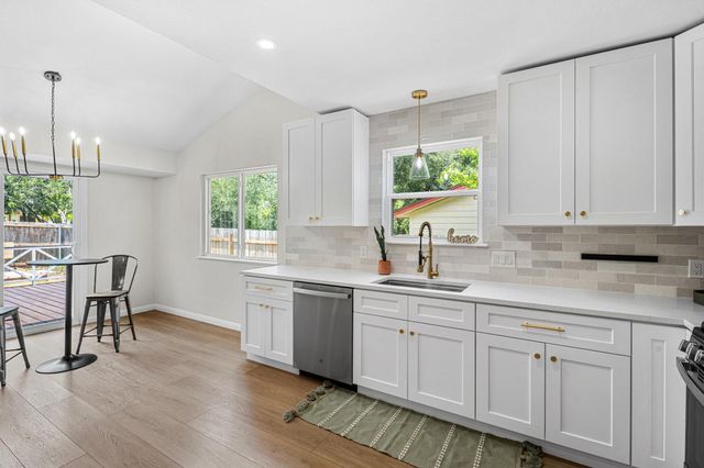 3012 Monument DR, Round Rock, TX 78681