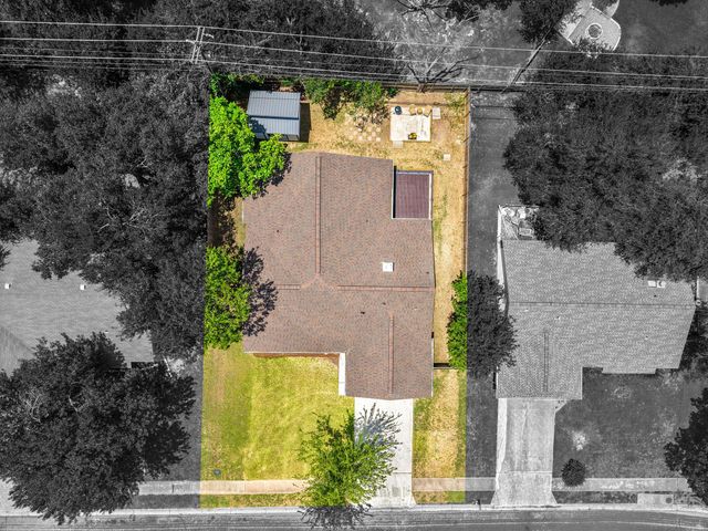 3012 Monument DR, Round Rock, TX 78681