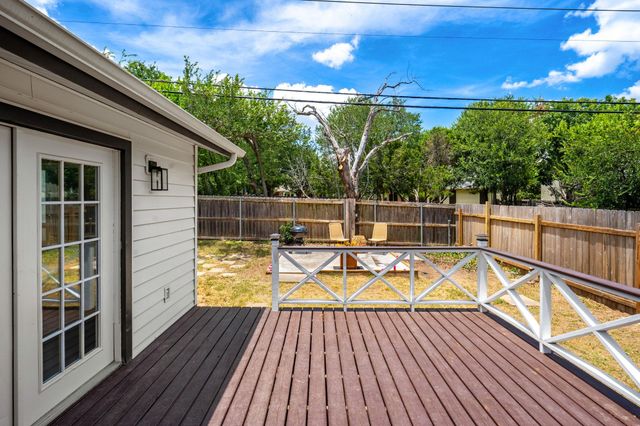 3012 Monument DR, Round Rock, TX 78681
