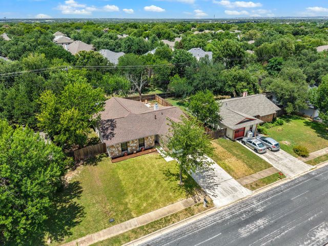 3012 Monument DR, Round Rock, TX 78681