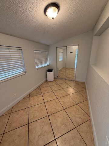 741 Roseland Drive, West Palm Beach, FL 33405