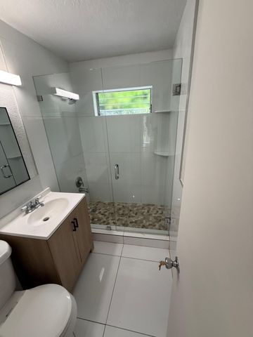 741 Roseland Drive, West Palm Beach, FL 33405
