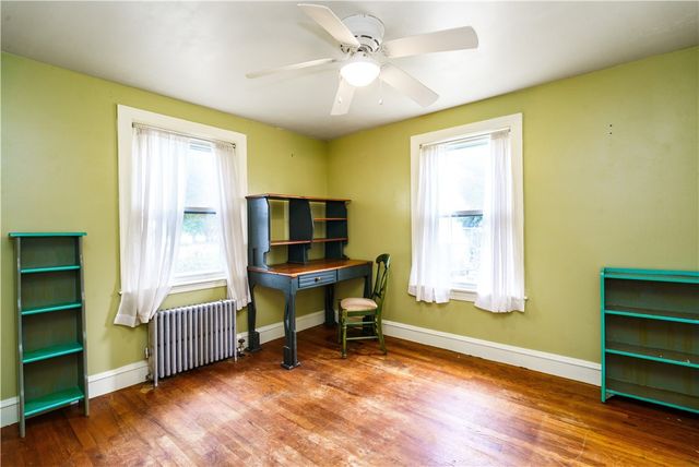 27 Lydick Avenue, Warwick, RI 02888