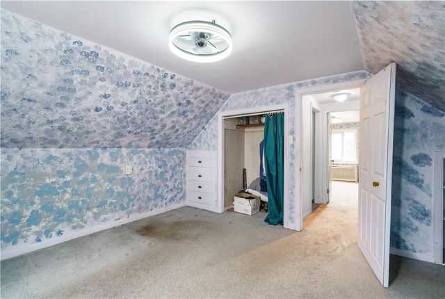27 Lydick Avenue, Warwick, RI 02888