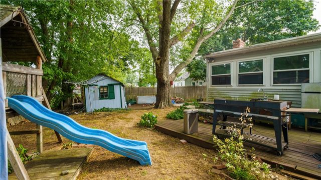 27 Lydick Avenue, Warwick, RI 02888