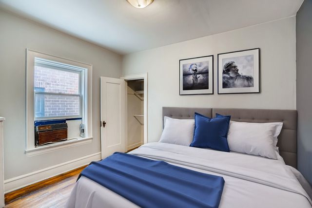 921 W Agatite Avenue 3, Chicago, IL 60640