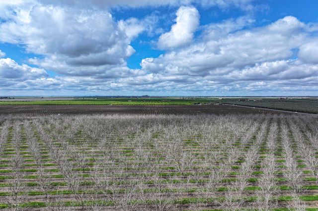 18995 Avenue 232, Lindsay, CA 93247