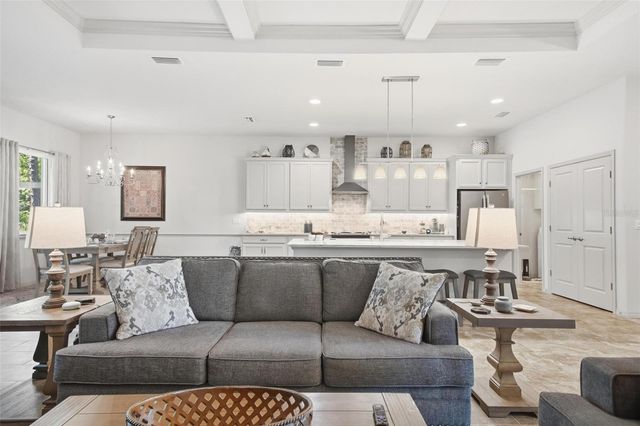 68 GRAHAM WOODS PLACE, Palm Coast, FL 32137