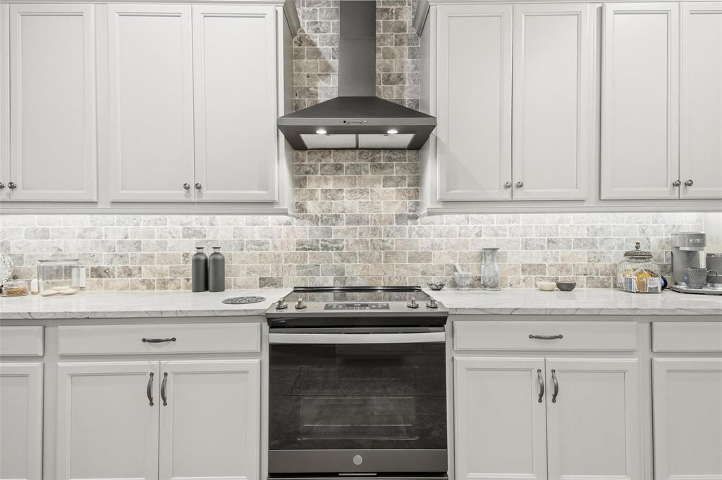 Image 25 of property listing at 68 GRAHAM WOODS PLACE, Palm Coast, FL 32137