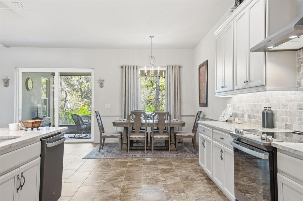 Image 28 of property listing at 68 GRAHAM WOODS PLACE, Palm Coast, FL 32137