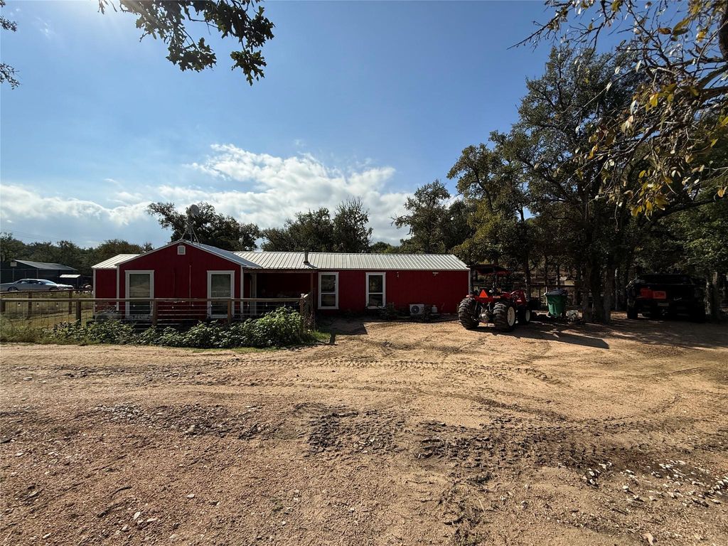 3998 2341 RD, Burnet, TX 78611