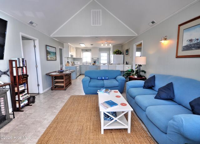 461 E Third Street, Ocean Isle Beach, NC 28469