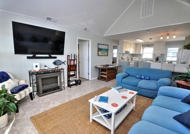 461 E Third Street, Ocean Isle Beach, NC 28469