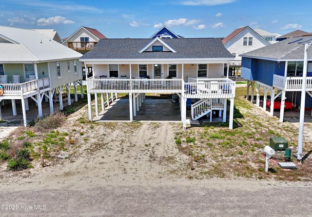 461 E Third Street, Ocean Isle Beach, NC 28469