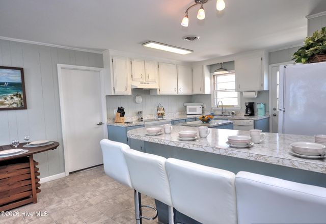 461 E Third Street, Ocean Isle Beach, NC 28469