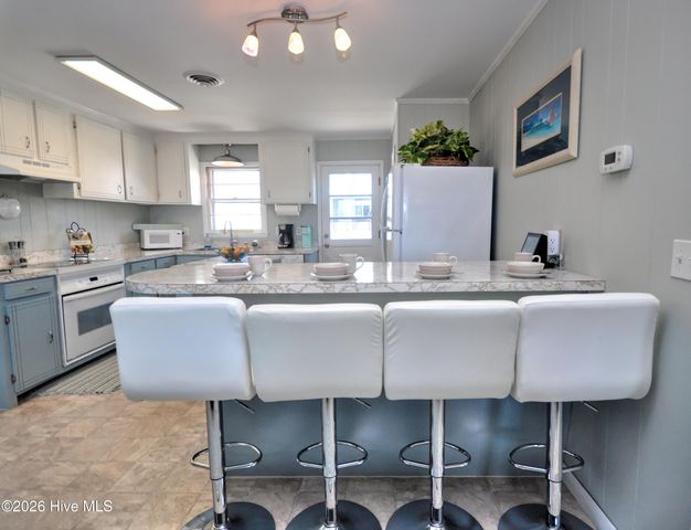 461 E Third Street, Ocean Isle Beach, NC 28469