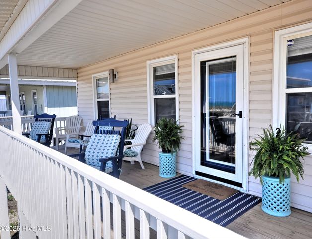 461 E Third Street, Ocean Isle Beach, NC 28469