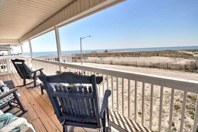 461 E Third Street, Ocean Isle Beach, NC 28469