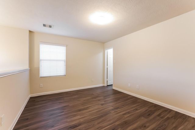 10931 Myrtle Oak Street, Houston, TX 77016